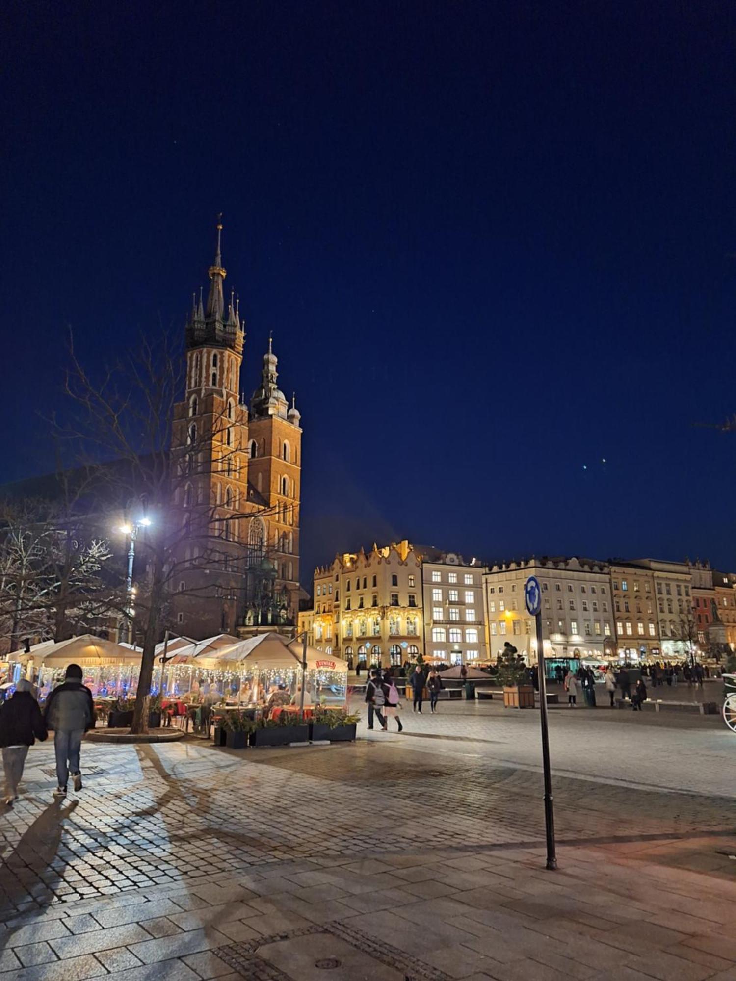 Apartment With Entresol Old Town Cracovia Esterno foto