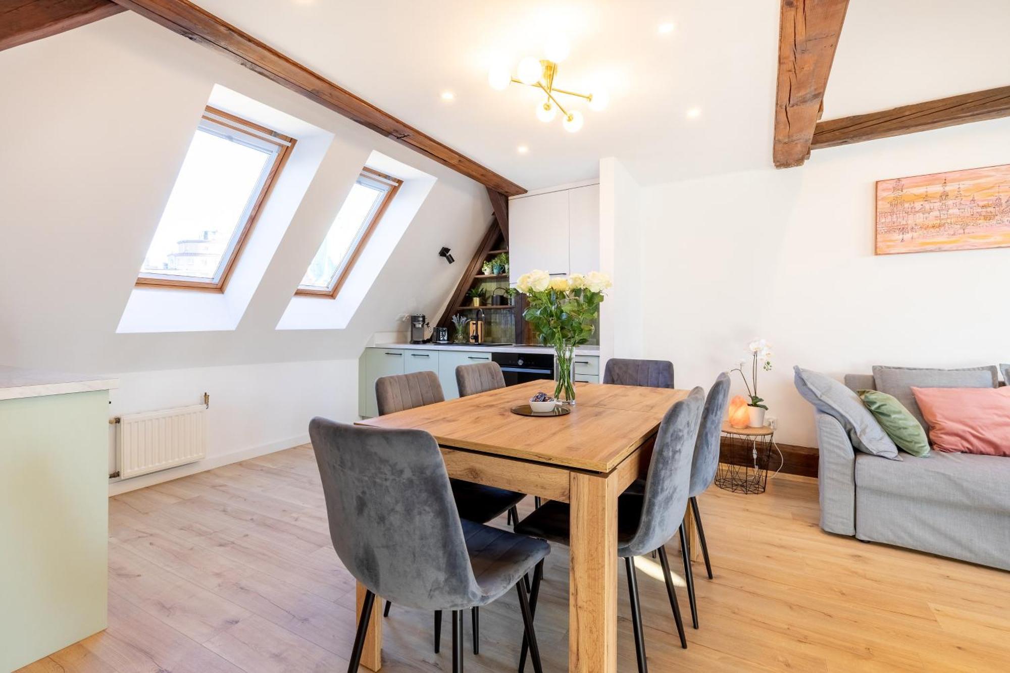Apartment With Entresol Old Town Cracovia Esterno foto