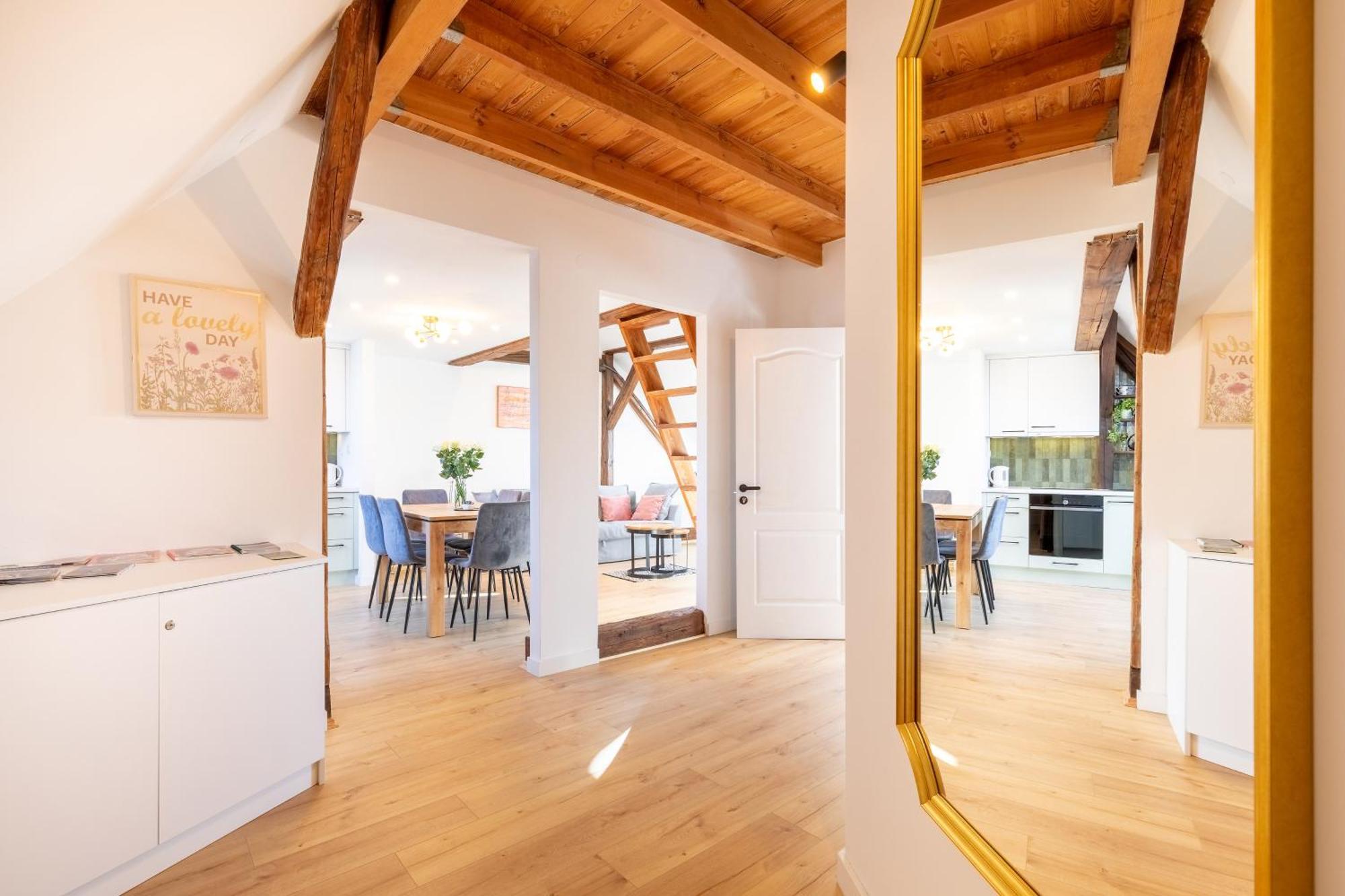 Apartment With Entresol Old Town Cracovia Esterno foto