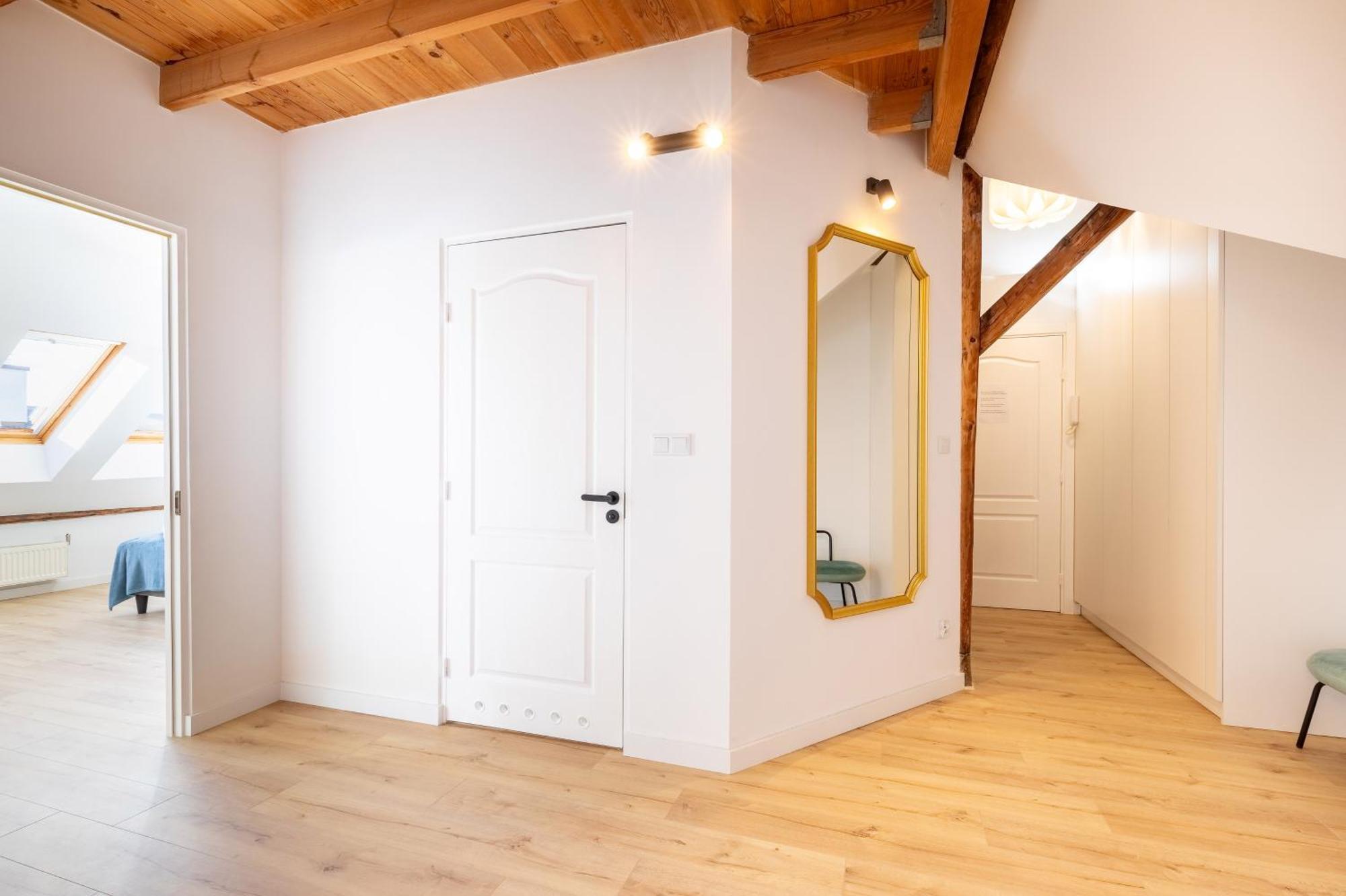 Apartment With Entresol Old Town Cracovia Esterno foto