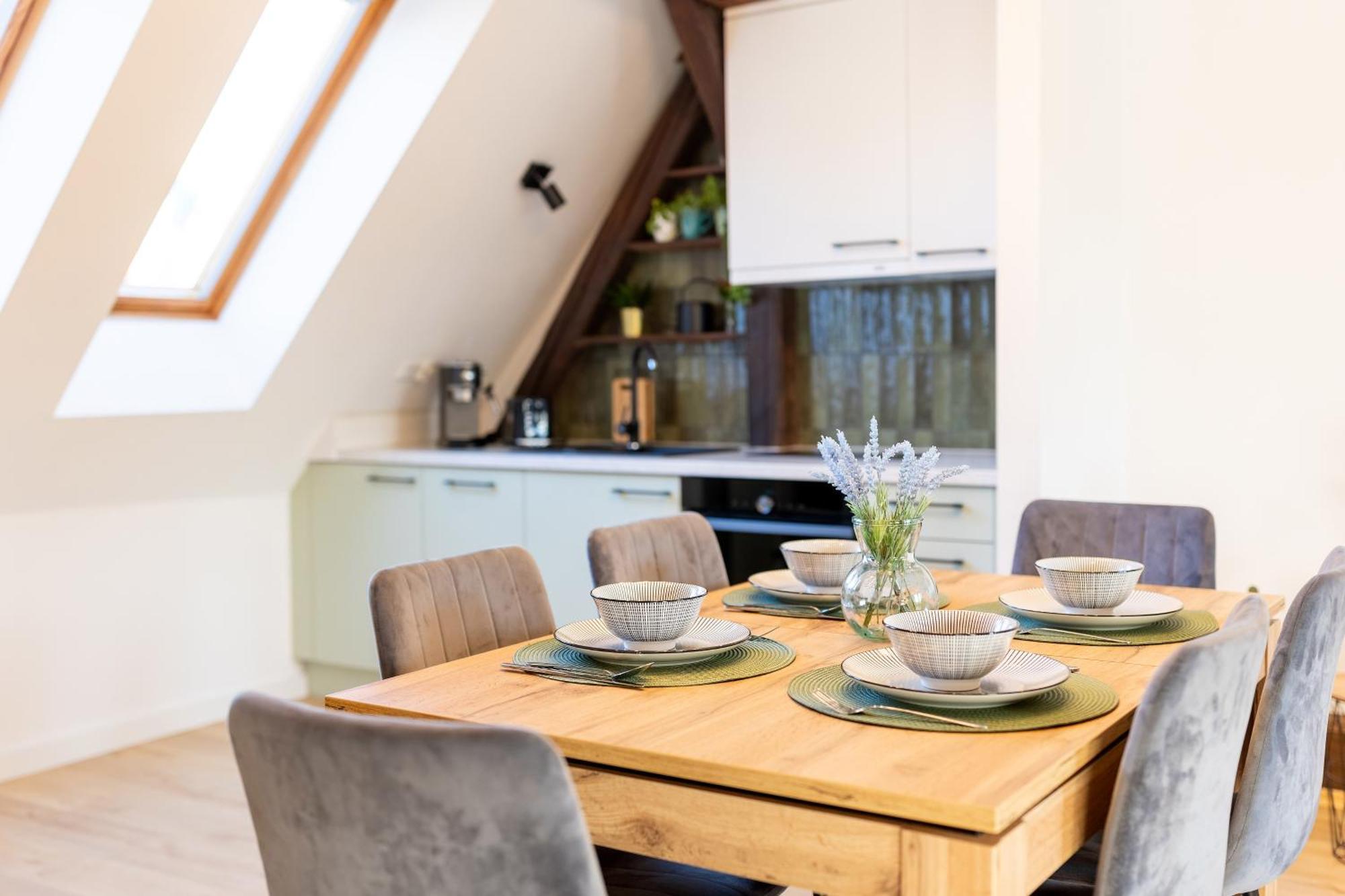 Apartment With Entresol Old Town Cracovia Esterno foto