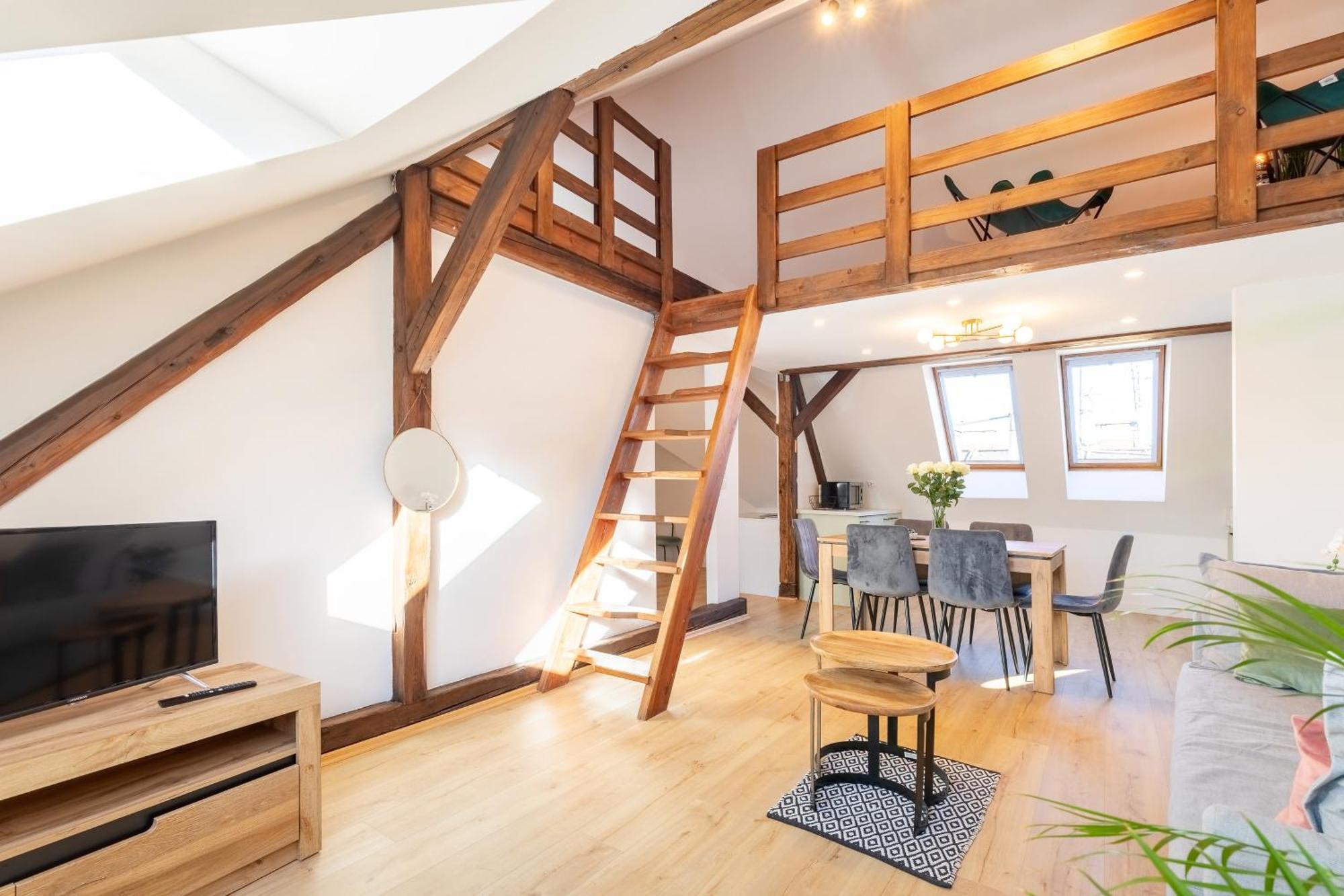 Apartment With Entresol Old Town Cracovia Esterno foto
